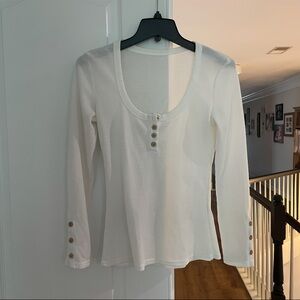 Women's White scoop neck Button-Detail long sleeve tee